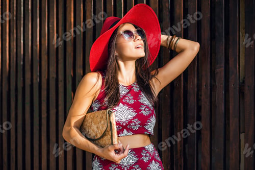 Preview: stylish beautiful woman in printed outfit, summer style fashion