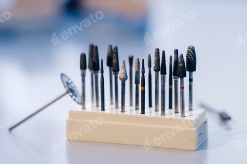Preview: Grinding tools and drills for dental technicians