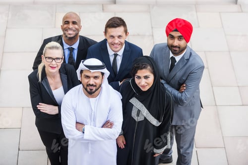 Preview: Business team in Dubai