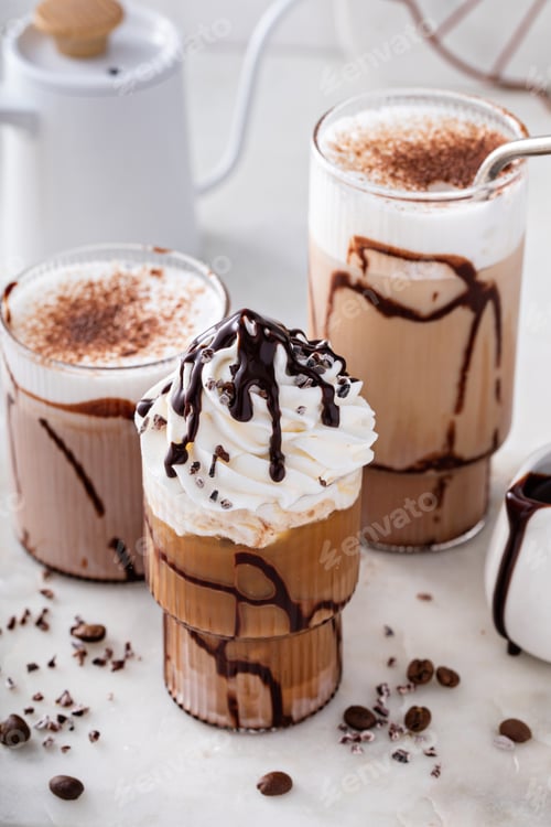 Preview: Mocha latte and iced frappe, refreshing and sweet coffee drinks