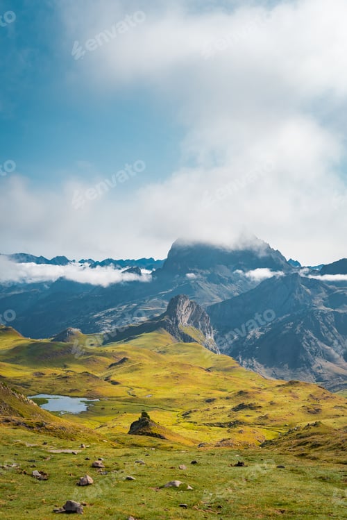 Preview: Beautiful mountain landscape sunset.