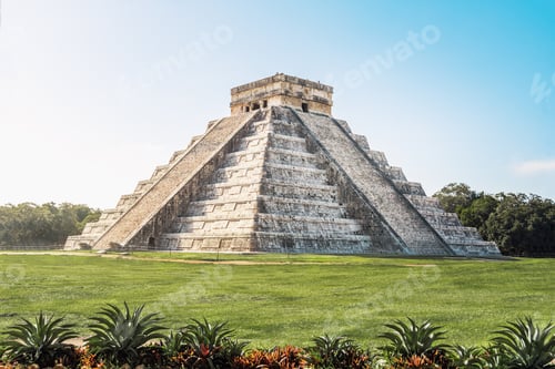 Mayan Temple pyramid of Kukulkan, - Chichen Itza, Yucatan, Mexico