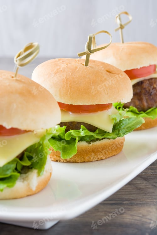 Preview: Delicious Appetizer Sliders with Lettuce, Cheese and Tomato