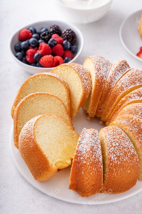 Preview: Pound cake, traditional vanilla or sour cream flavor