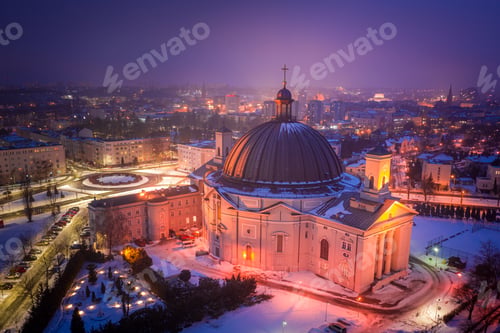 Preview: Basilica in Bydgoszcz at night in winter. Architecture in Poland.