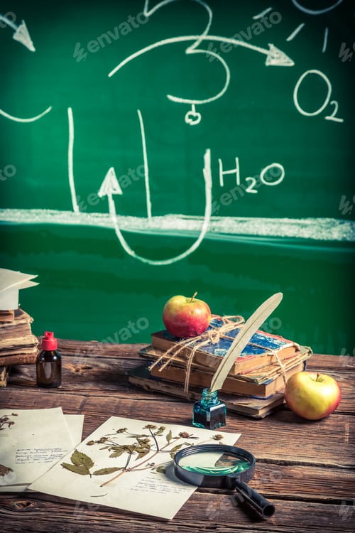 Preview: Teaching biology at school