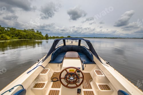 Preview: Boat sailing on lake Sneekermeer