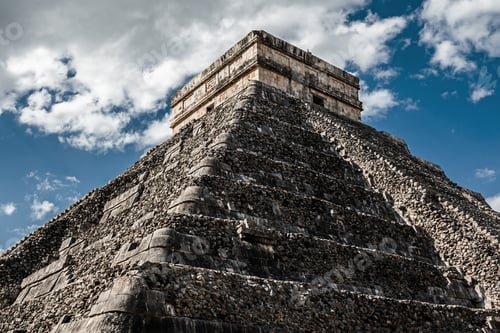 Preview: Kukulcan Temple at Chichen Itza