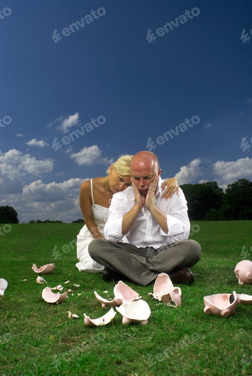 Preview: couple and smashed piggy banks