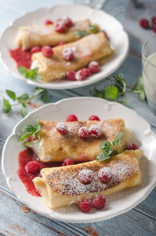 Preview: Cheese blintzes pancakes with fresh fruit