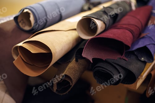 Preview: Rolled Leather Pieces in Workshop Setting
