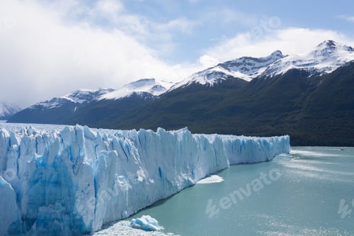 Preview: Perito Moreno glacier view in Patagonia landscape, Argentina