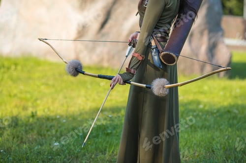 Preview: Girl with bow and arrow in green suit