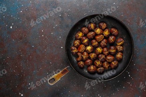 Preview: Tasty roasted organic chestnuts.