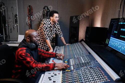 Preview: Producer And Singer Working Together