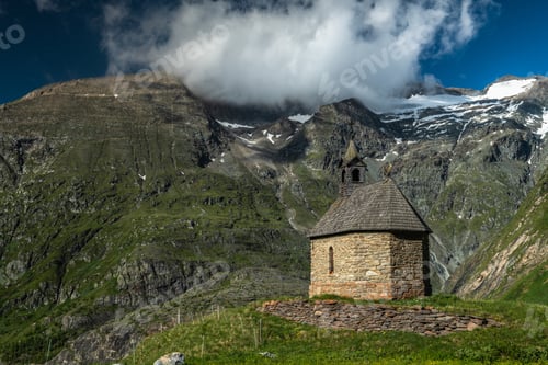 Preview: Sacred Heart Chapel near Pasterzenhaus on the Glacier Road, Grossglockner , Austria