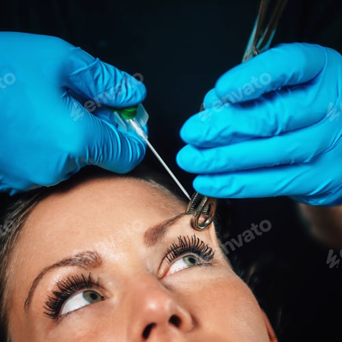 Preview: Eyebrow Piercing