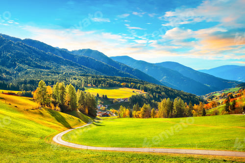 Preview: Colorful autumn scene of magnificent Santa Maddalena village in Dolomites