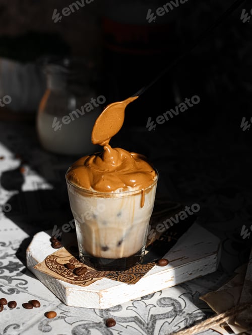 Preview: Vertical shot of mac coffee with ice
