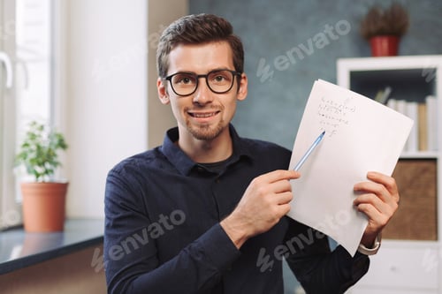 Preview: Online tutor giving video class using webcam