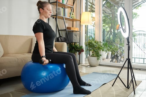 Preview: Personal Trainer Showing Exersice