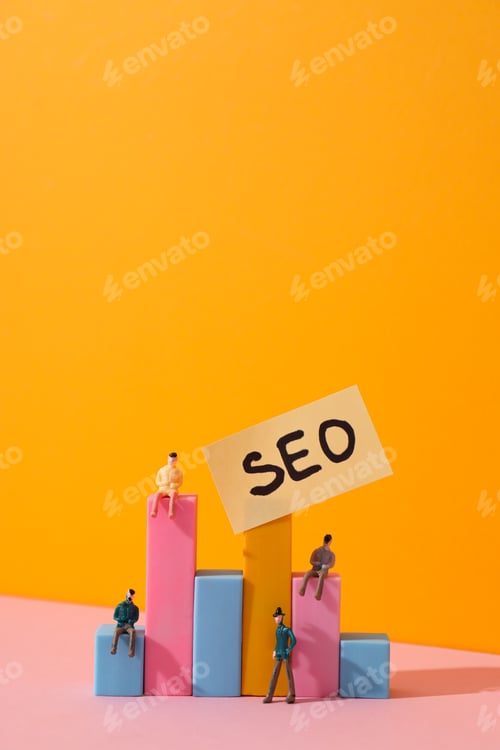 Preview: Diagram, paper with SEO letters and people on yellow background, space for text