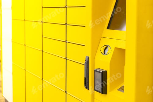 Preview: Modern yellow shopping locker. Bar code reader for Skans QR Code on Mobile phone Self-service Locker