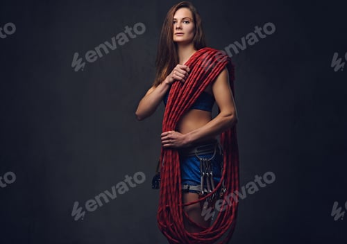 Vista previa: Retrato de estudio de una mujer trepadora libre.