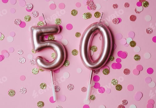 Preview: Celebrating a milestone birthday with sparkling decorations and candles