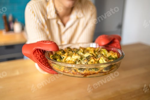 Preview: A bowl of delicious healthy lunch