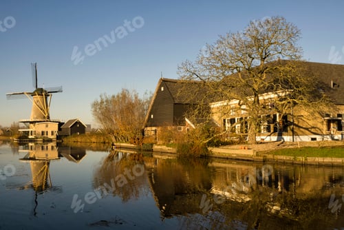 Preview: Windmill the Vriendschap along the river Graafstroom