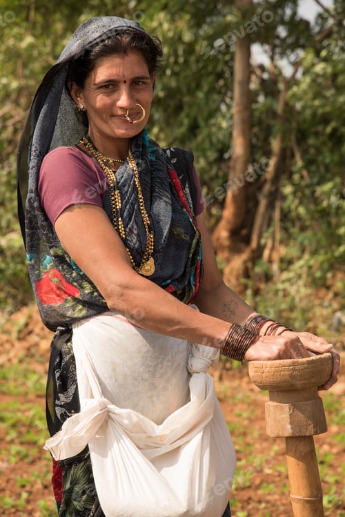 Preview: Portrait of rural women in traditional clothes.