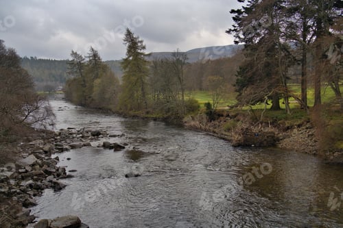 Preview: River Dee, river in Aberdeenshire, Scotland