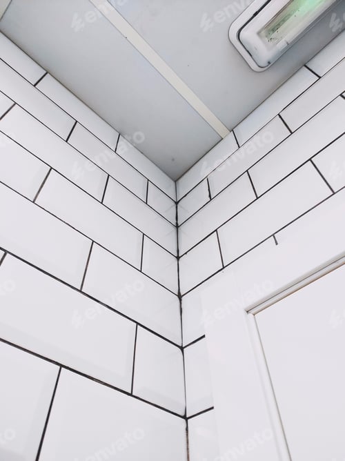 Preview: White and black shine brick wall