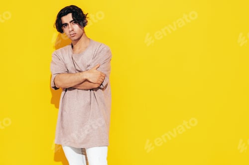 Preview: Handsome stylish man posing in studio