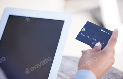 Preview: Business person banking on tablet with credit card, shopping for online purchase on finance mobile