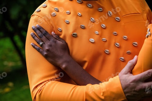 Preview: Fashion Forward Woman in Stylish Seashell Embellished Top