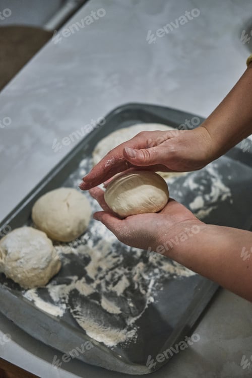 Preview: Kneading wheat flour dough