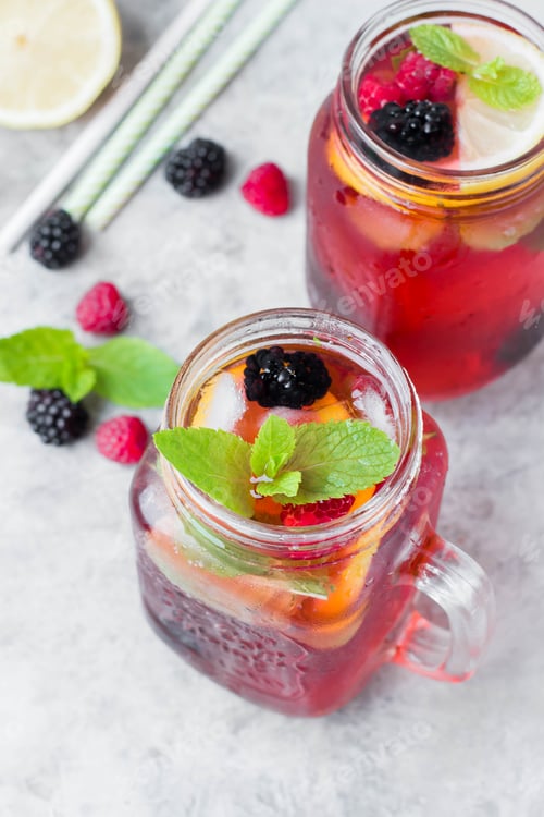 Preview: Summer berry drink in mason jar