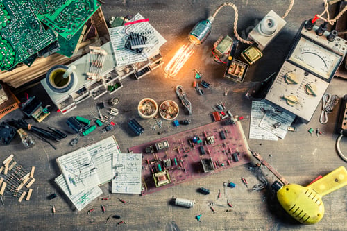 Preview: Vintage electronics work desk in school lab
