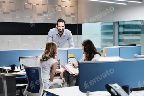 Preview: Portrait Of Happy Businessman Smiling In Coworking With Colleagues