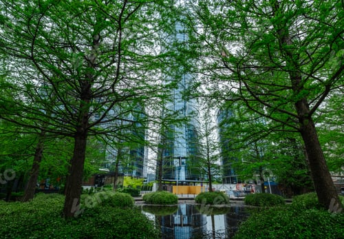 Preview: Skyscraper backdrop at city square