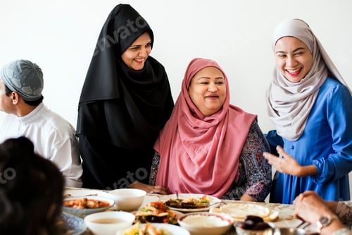 Preview: Muslim family having a Ramadan feast