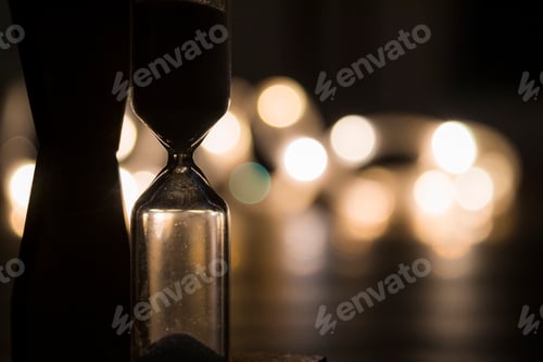 Preview: Hourglass with a bokeh background