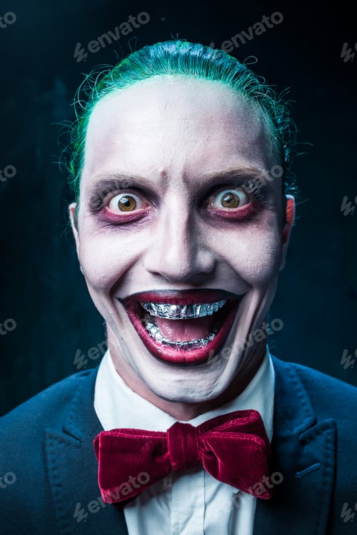 Preview: Bloody Halloween theme: crazy joker face