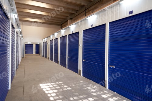 Preview: Long narrow corridor with storage in an industrial building for rental