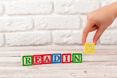 Preview: Wooden toy Blocks with the text: reading