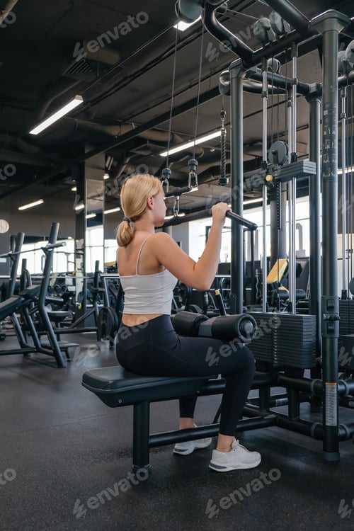 Preview: Fitness,sports.fit,Girl in mask fitness gym opening lockdown covid passport,QR cod Wellness, health