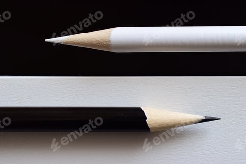 Preview: Black and white