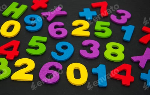 Preview: colorful wooden numbers